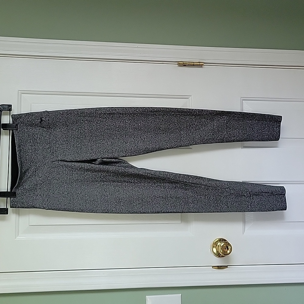 Pink gray yoga leggings. Sz small